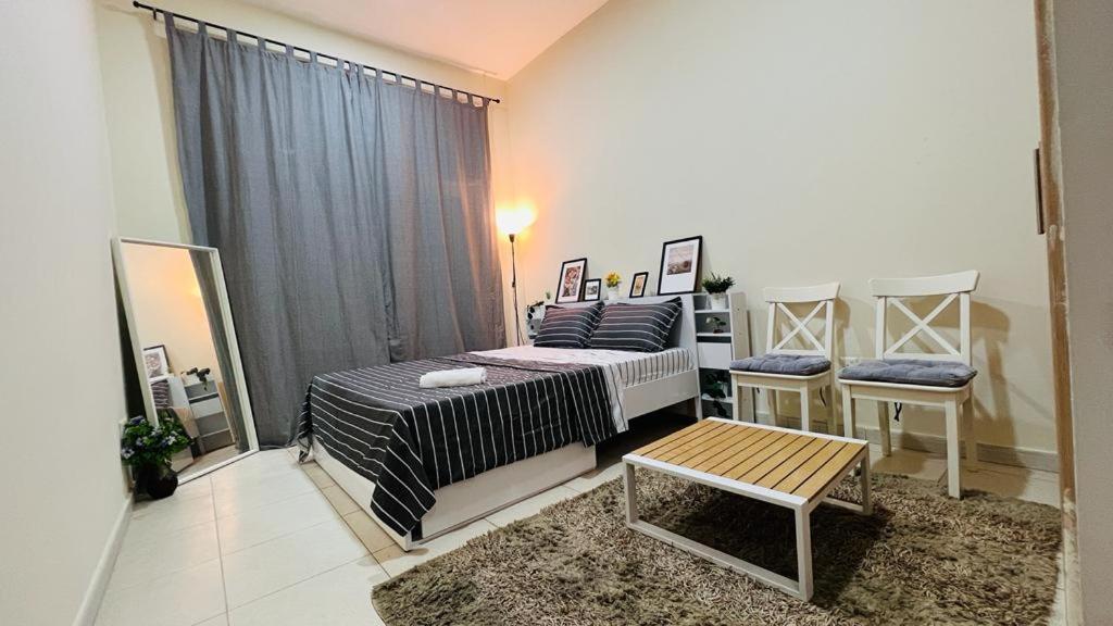 Beautiful Bedroom In Al Barsha Near Mashreq Metro منزل للإقامة